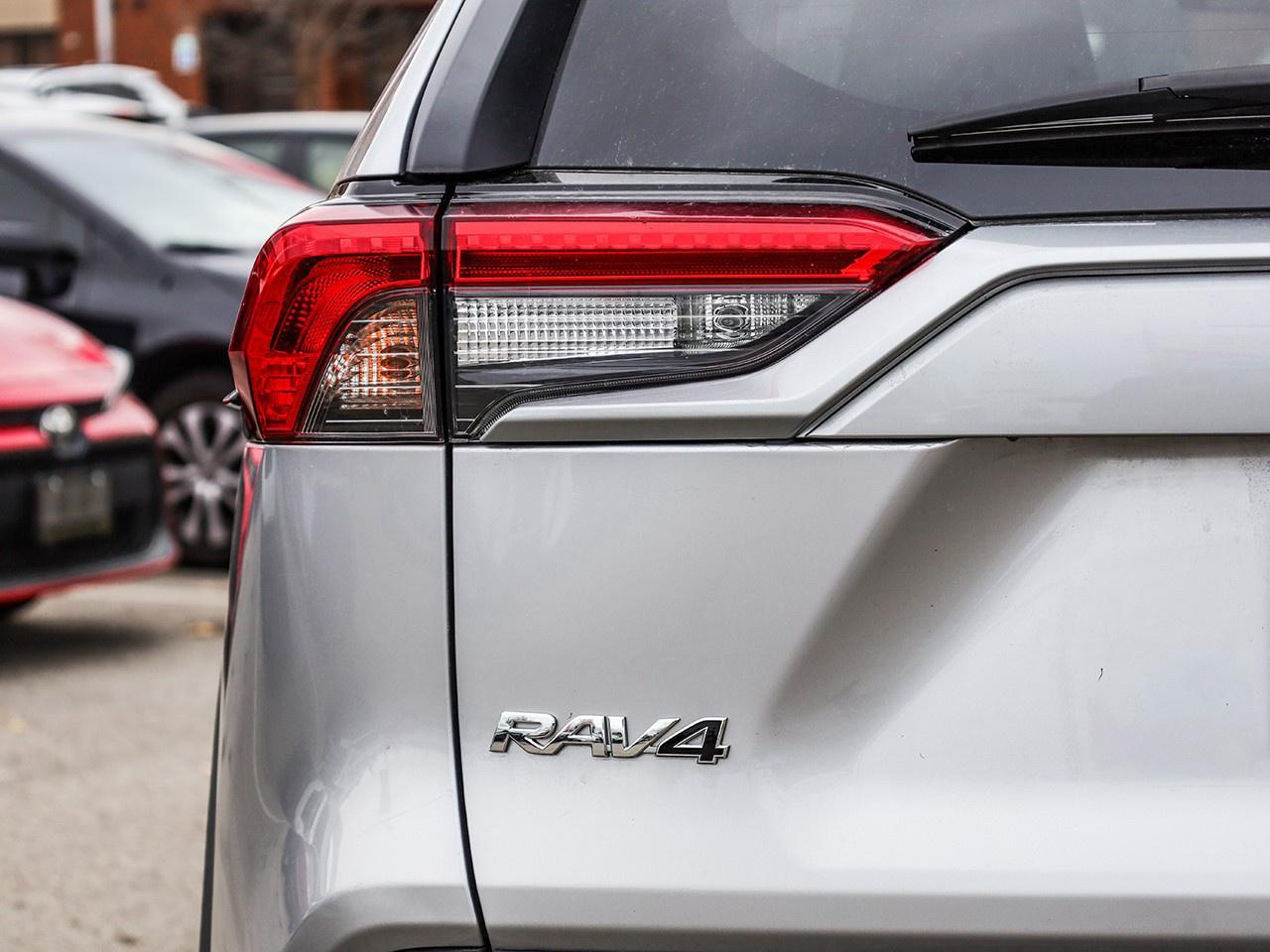 2023 Toyota RAV4 LE Photo