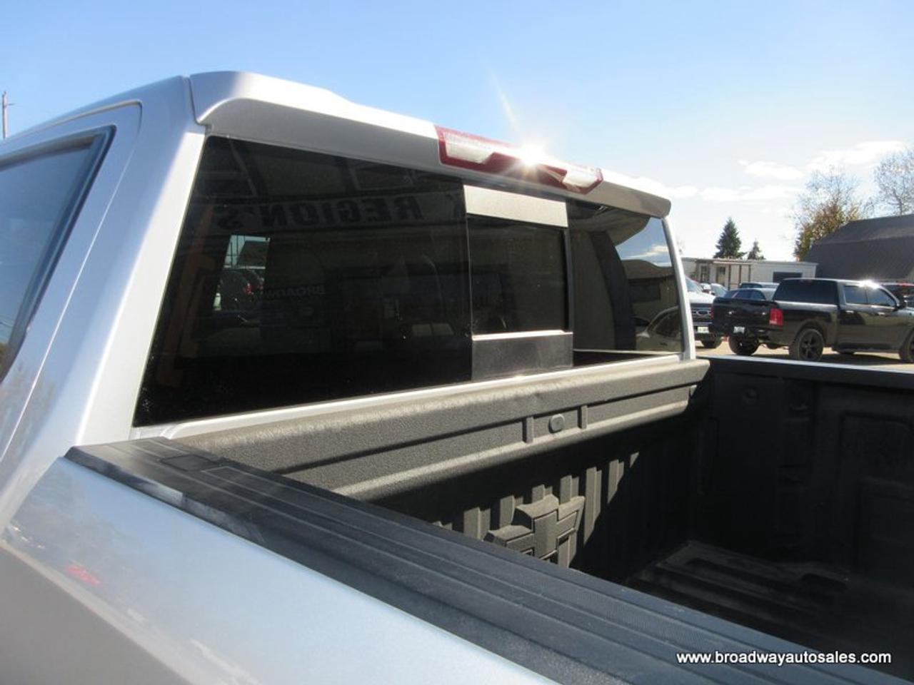 2022 Chevrolet Silverado 1500 GREAT KM'S RST-Z71-EDITION 5 PASSENGER 6.2L - V8.. 4X4.. CREW-CAB.. SHORTY.. HEATED SEATS & WHEEL.. BACK-UP CAMERA.. BLUETOOTH SYSTEM.. Photo