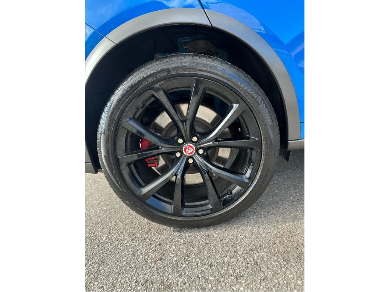 2020 Jaguar F-PACE SVR Photo