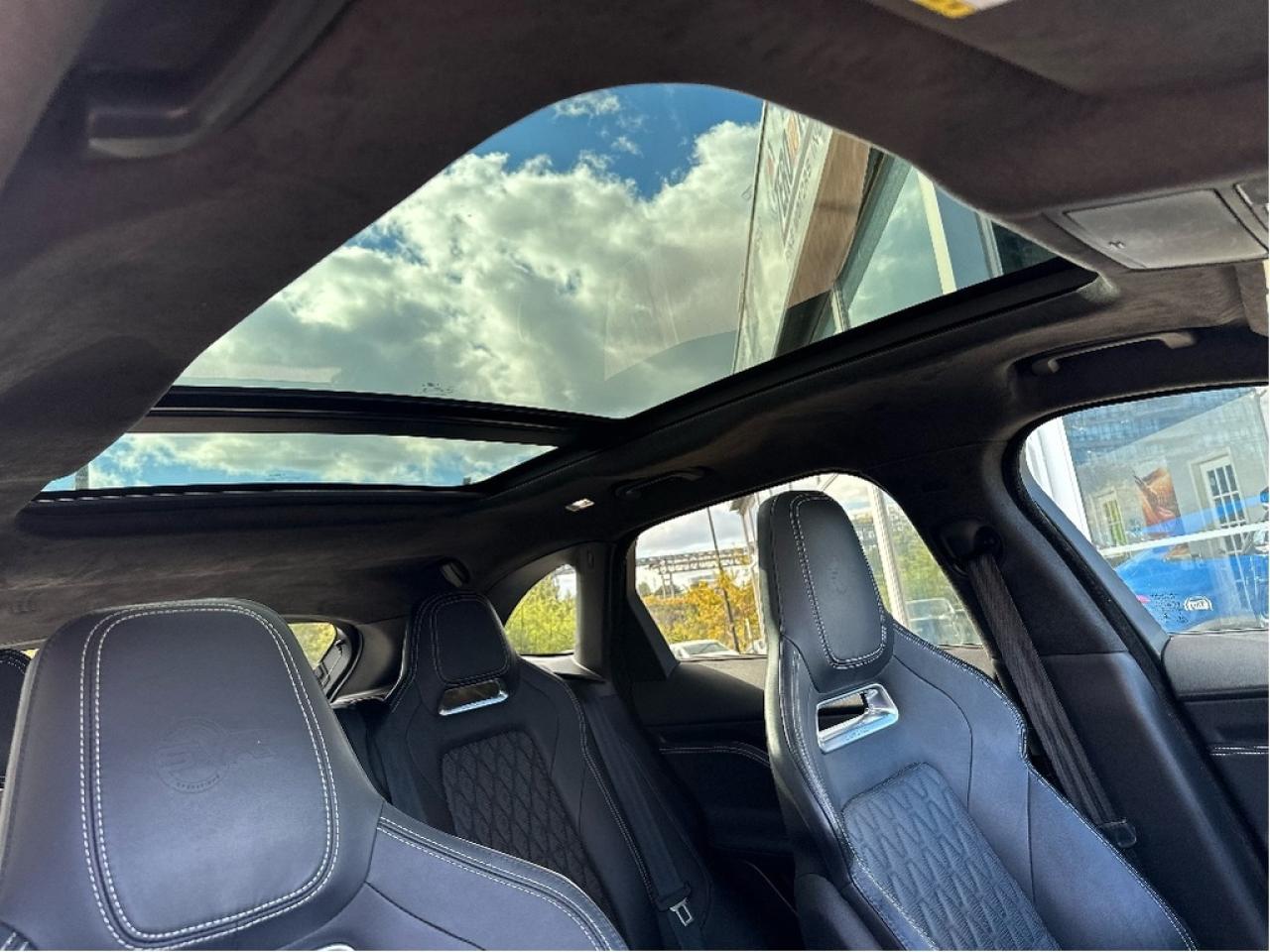 2020 Jaguar F-PACE SVR Photo