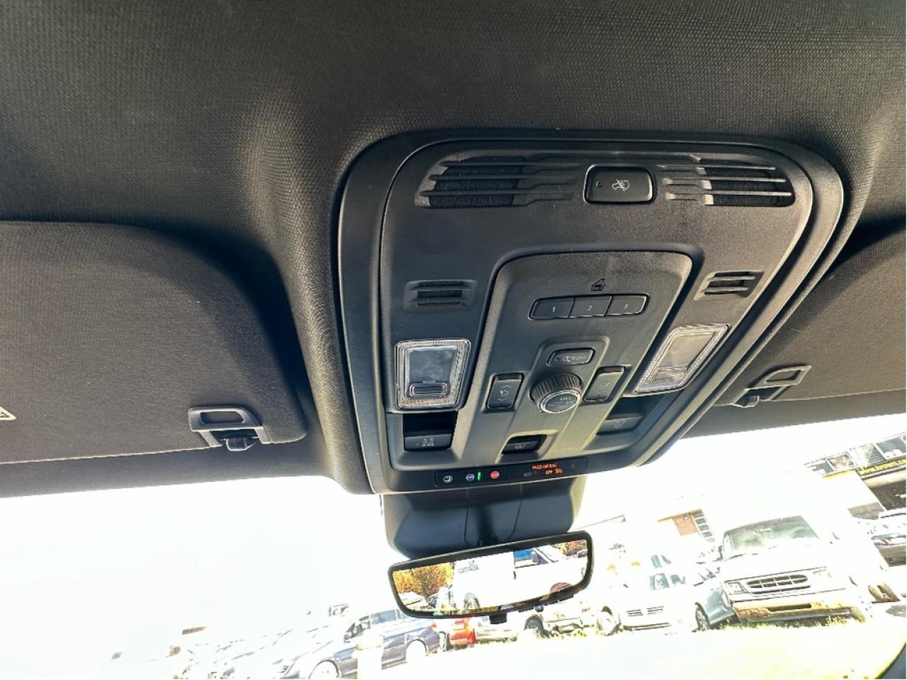 2023 Cadillac Escalade ESV Sport Photo