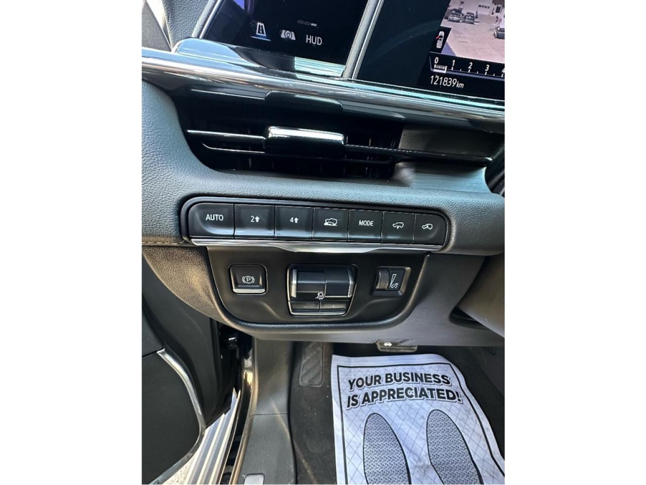 2023 Cadillac Escalade ESV Sport Photo