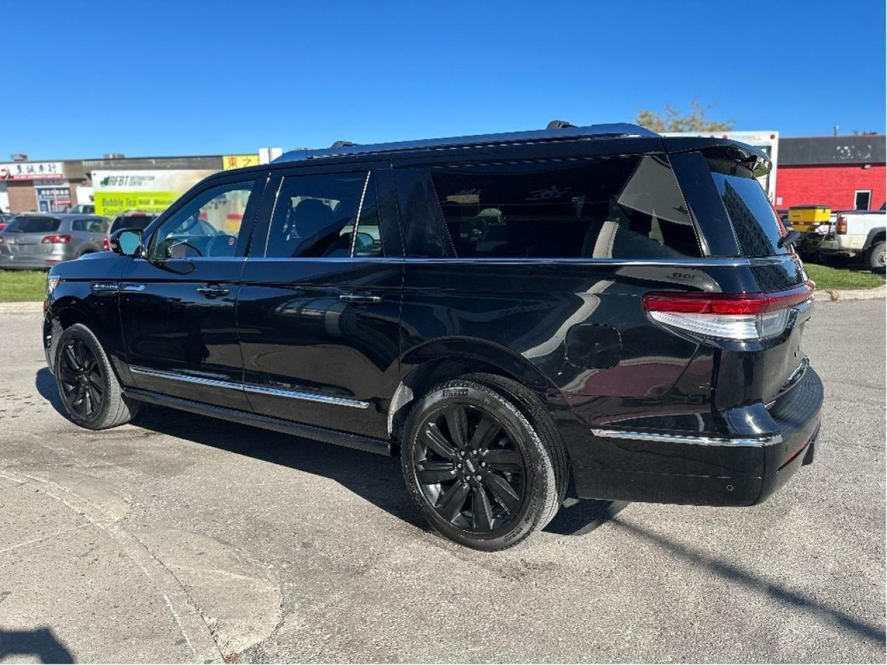 2022 Lincoln Navigator L Reserve Photo3