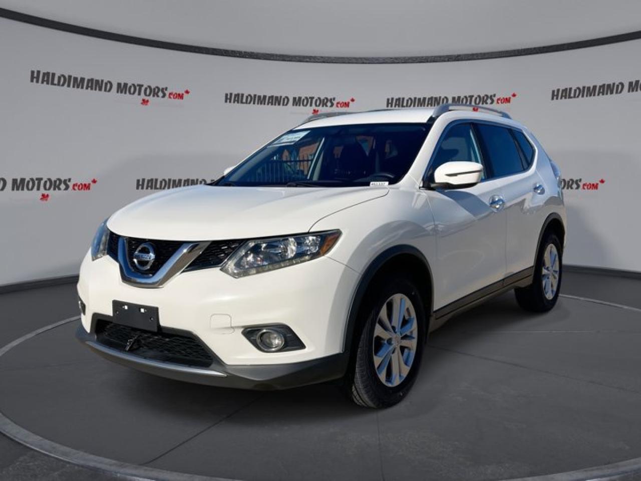 Used 2016 Nissan Rogue SV AWD for sale in Cayuga, ON