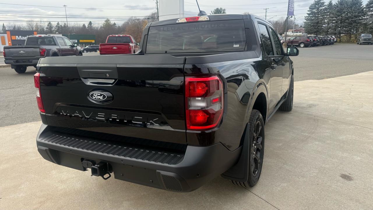 2025 Ford Maverick  Photo