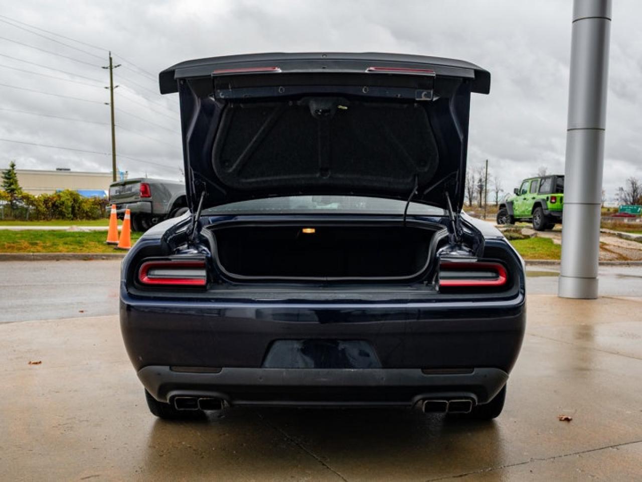 2016 Dodge Challenger R/T Photo