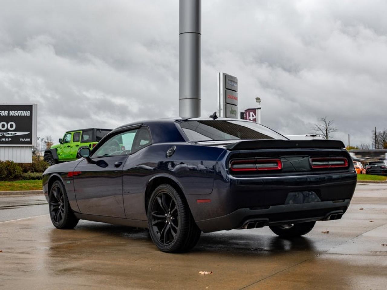 2016 Dodge Challenger R/T Photo
