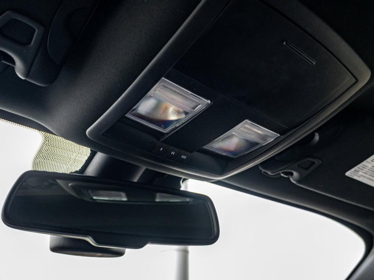 2016 Dodge Challenger R/T Photo