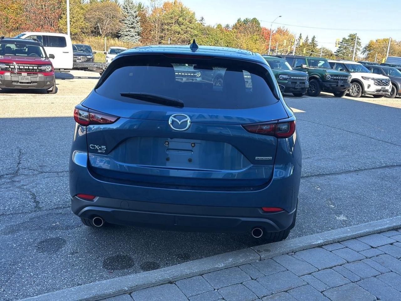 2023 Mazda CX-5 GS, LEATHER, AWD, 1 OWNER, LOCAL TRADE! Photo