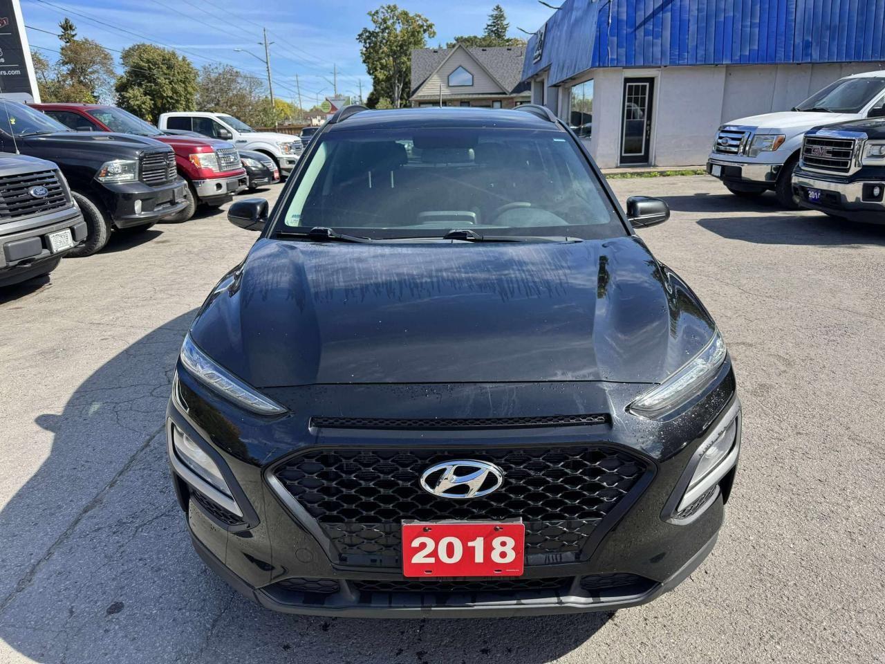 2018 Hyundai KONA 2.0L Essential AWD - Photo #2