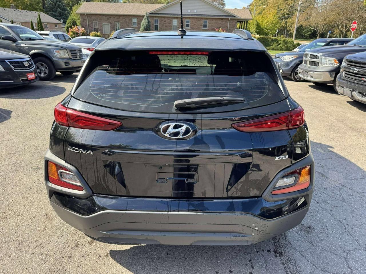 2018 Hyundai KONA 2.0L Essential AWD - Photo #6