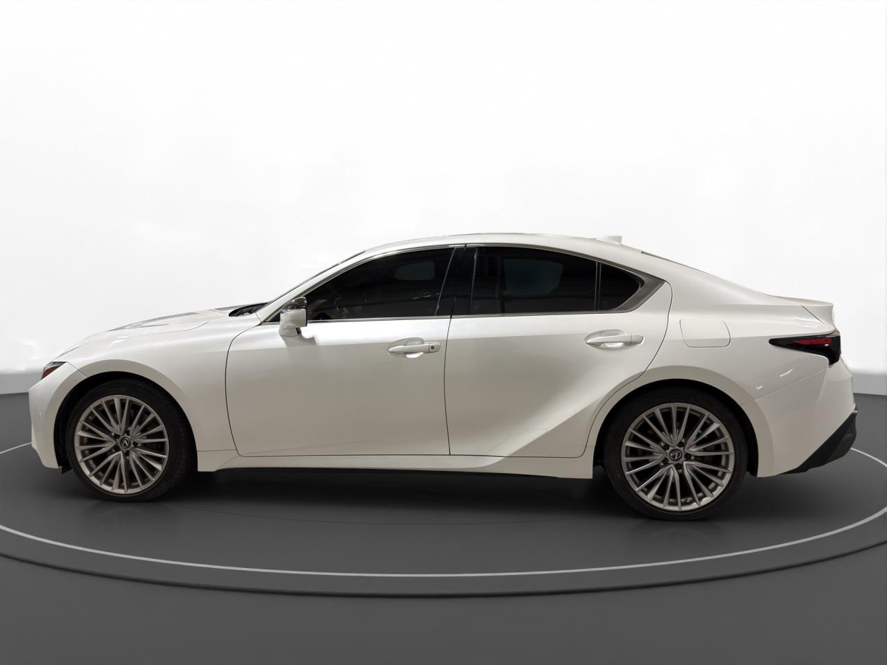2022 Lexus IS IS 300 Photo3