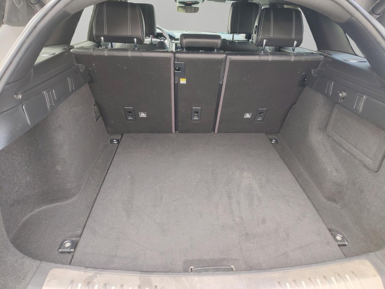 2019 Land Rover Range Rover Velar R-Dynamic HSE Photo