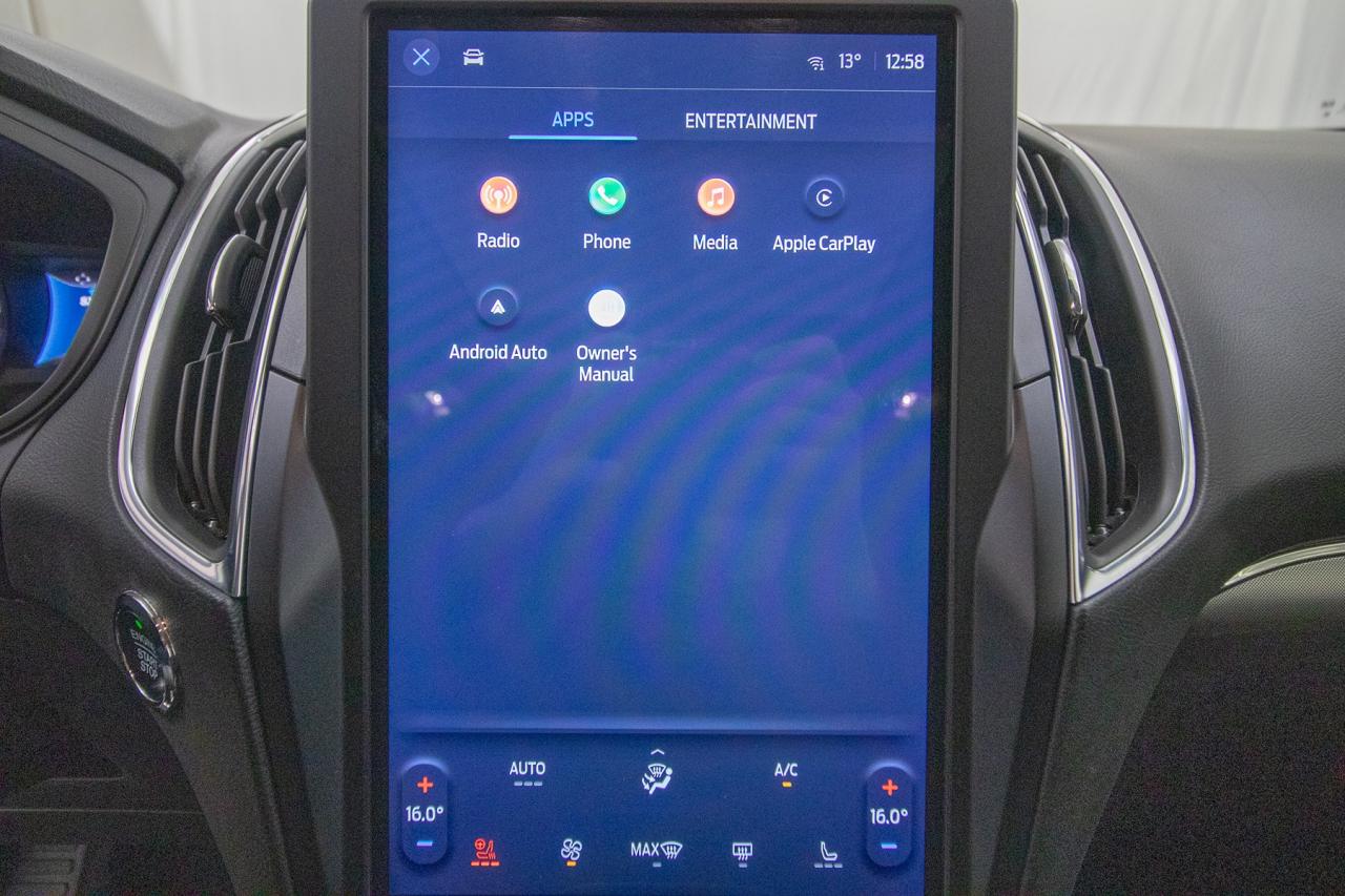 2024 Ford Edge Titanium AWD Photo5