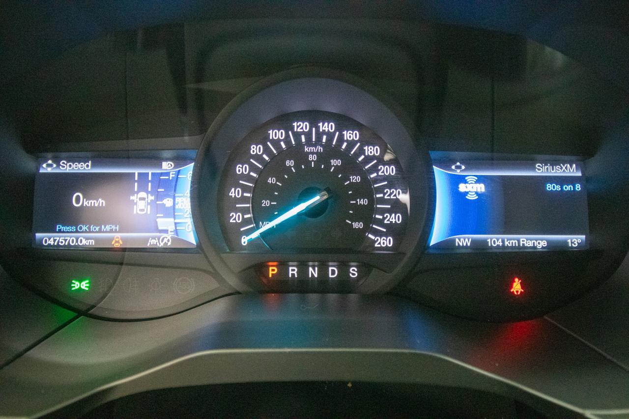 2024 Ford Edge Titanium AWD Photo5