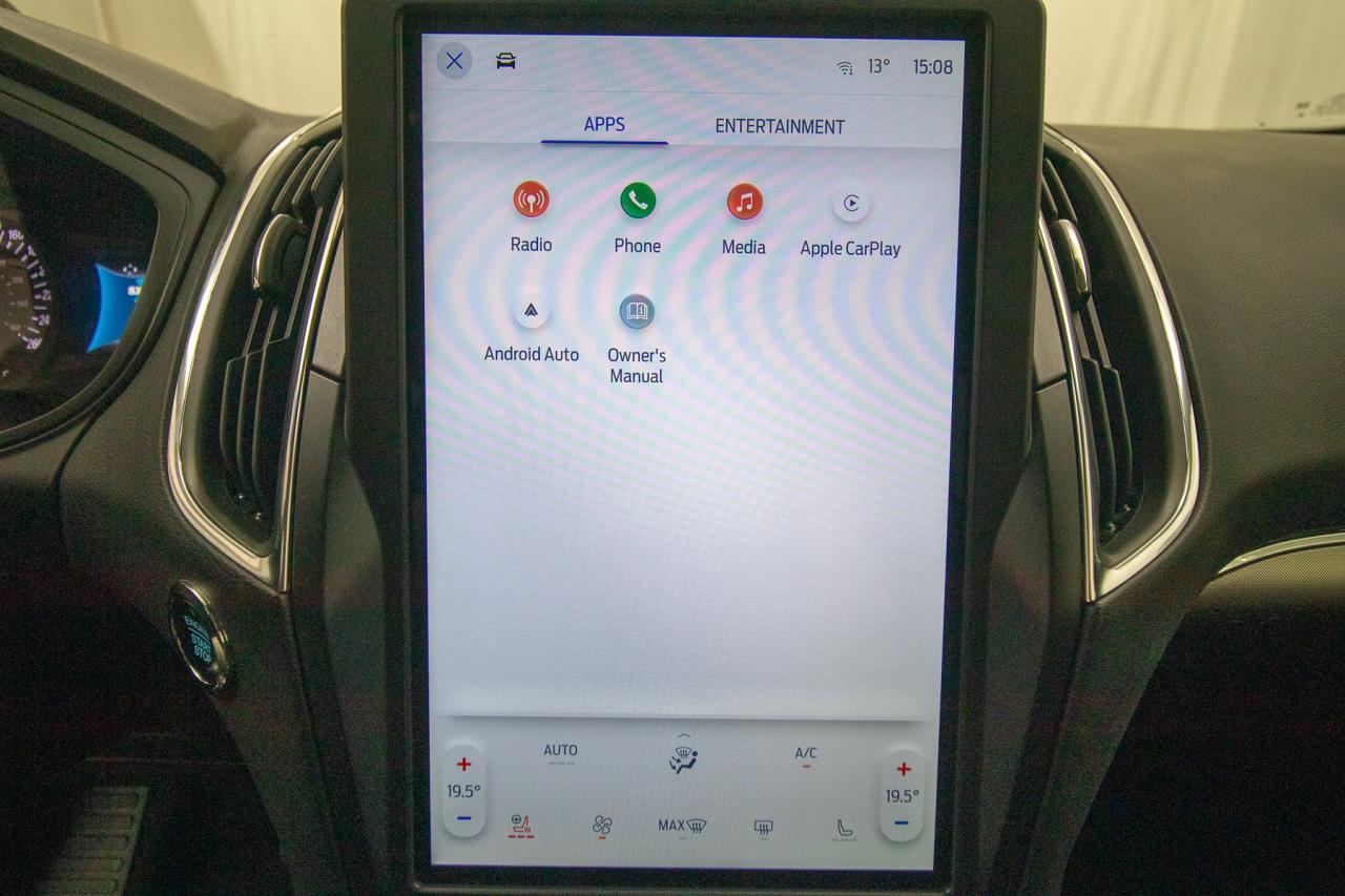 2024 Ford Edge Titanium AWD Photo5