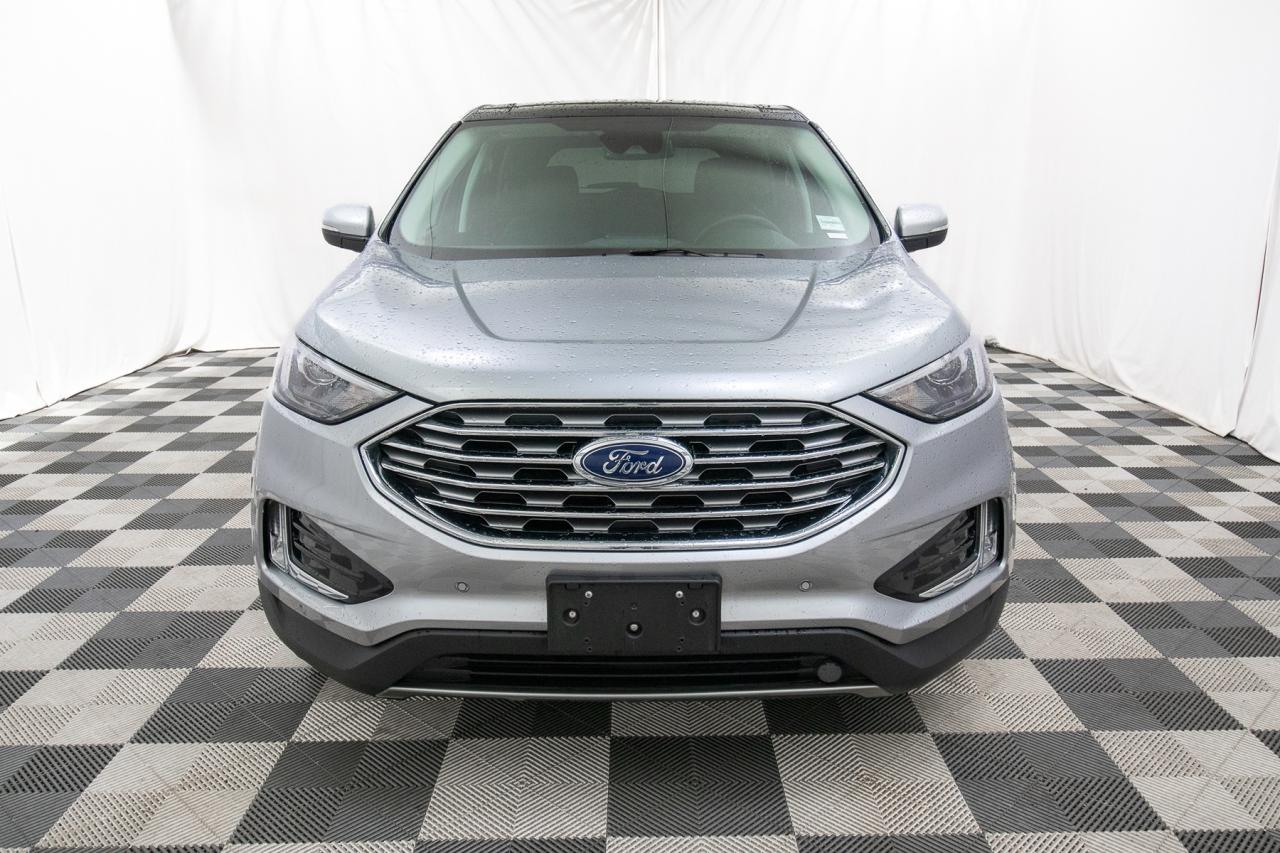 2024 Ford Edge Titanium AWD Photo