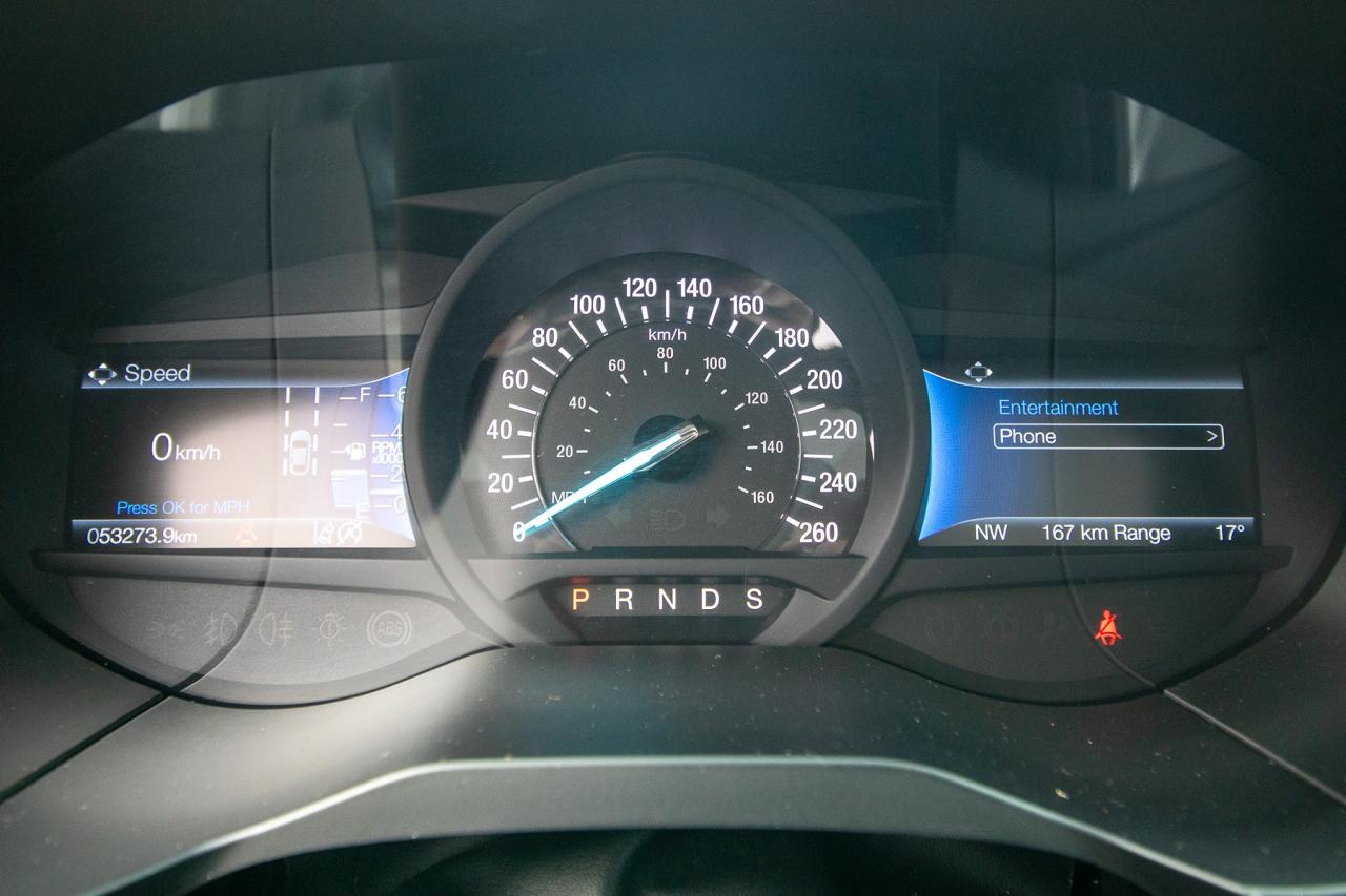 2024 Ford Edge Titanium AWD Photo5