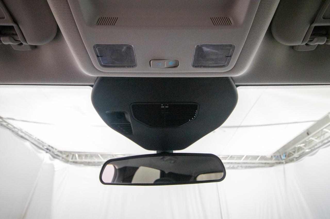 2024 Ford Escape PHEV Photo5