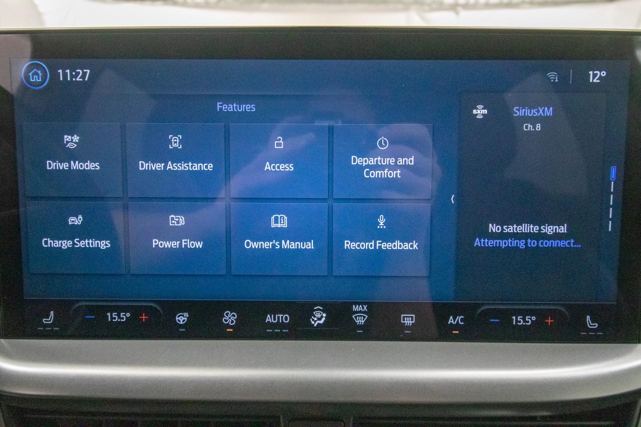 2024 Ford Escape PHEV Photo5