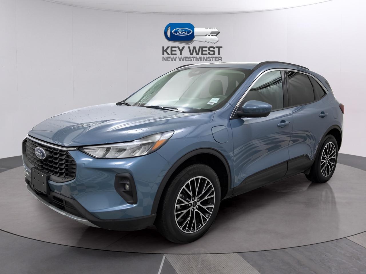 2024 Ford Escape PHEV Photo1