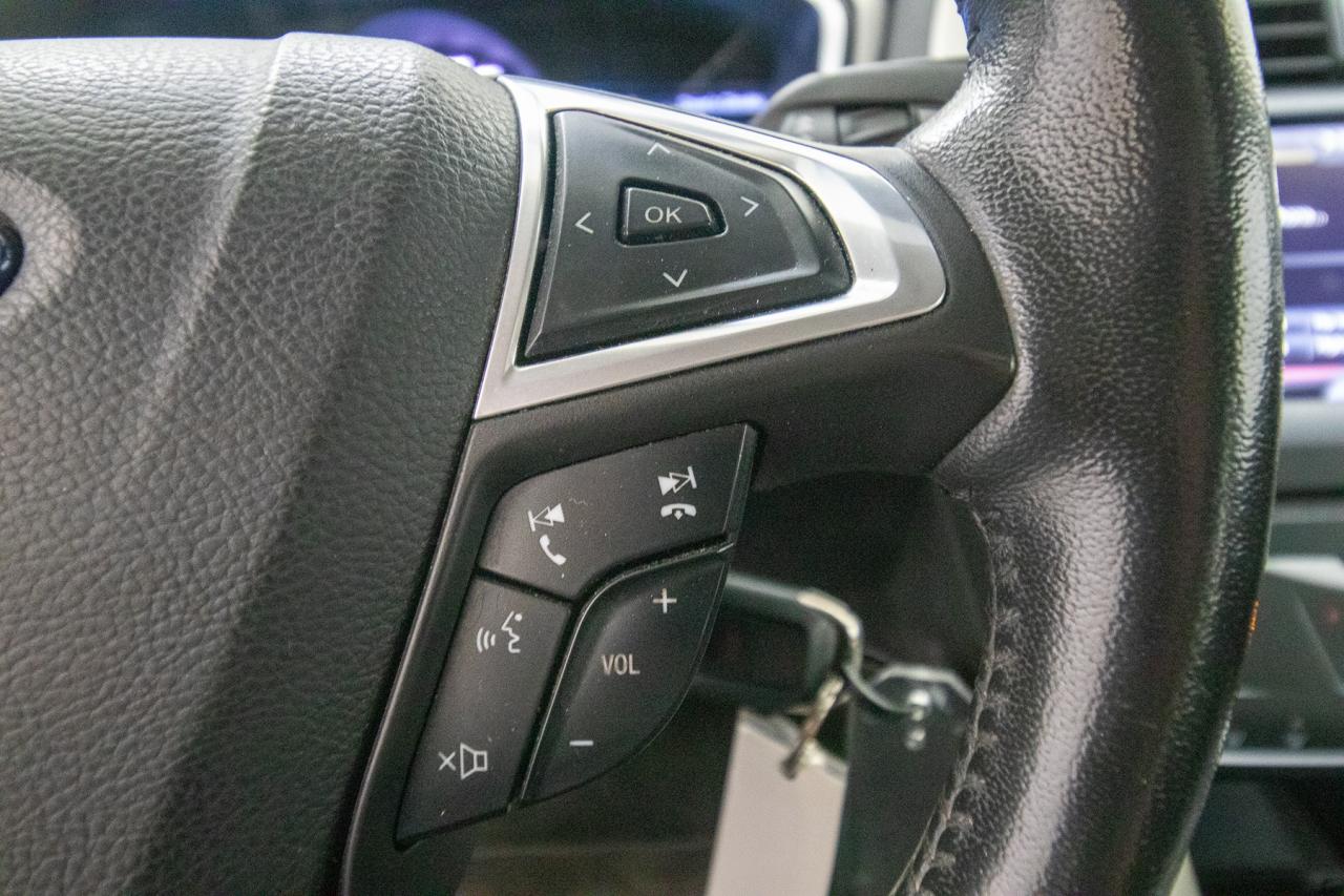 2014 Ford Fusion SE Photo5