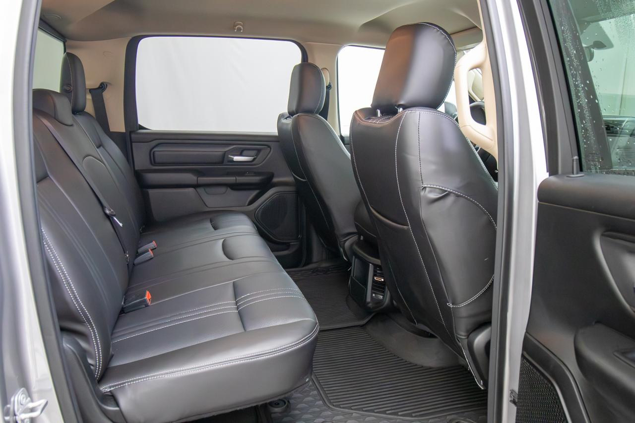 2020 RAM 1500 Tradesman 4x4 Crew Cab 5'7" Box Photo5