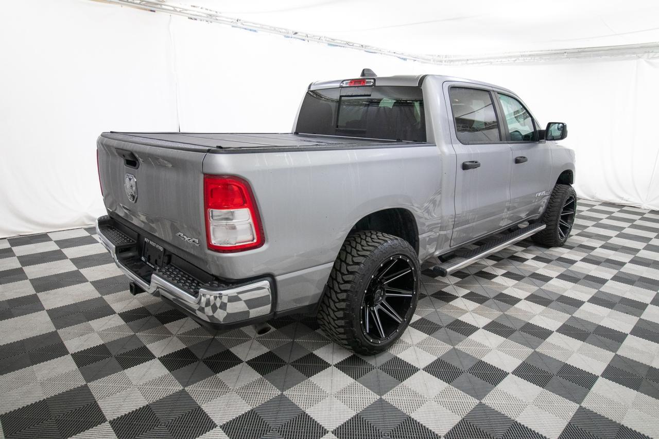 2020 RAM 1500 Tradesman 4x4 Crew Cab 5'7" Box Photo5