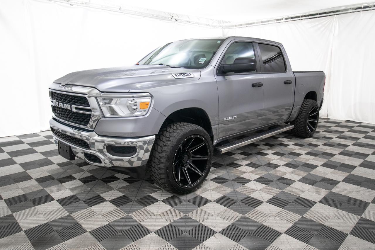 2020 RAM 1500 Tradesman 4x4 Crew Cab 5'7" Box Photo5