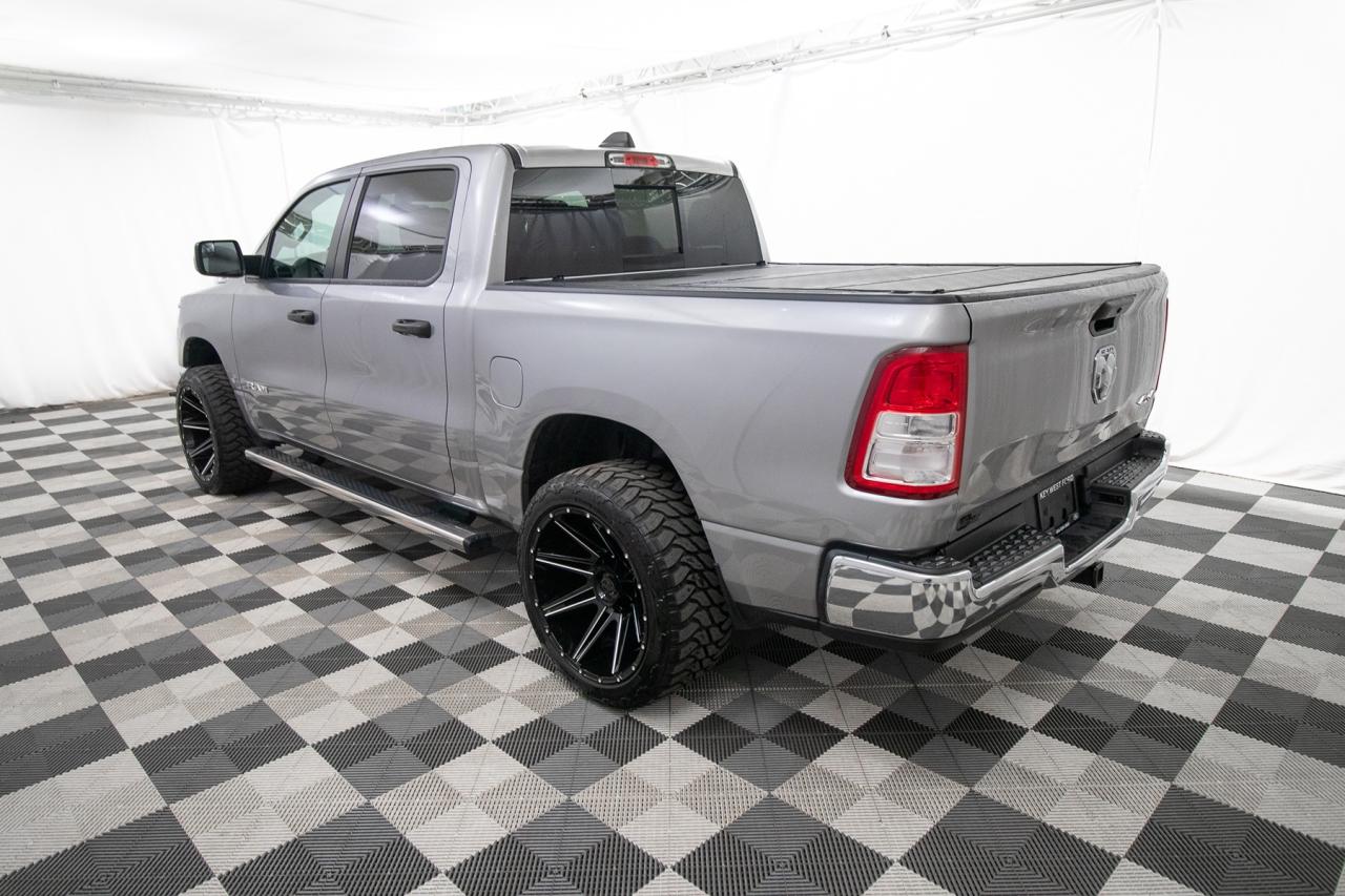 2020 RAM 1500 Tradesman 4x4 Crew Cab 5'7" Box Photo5