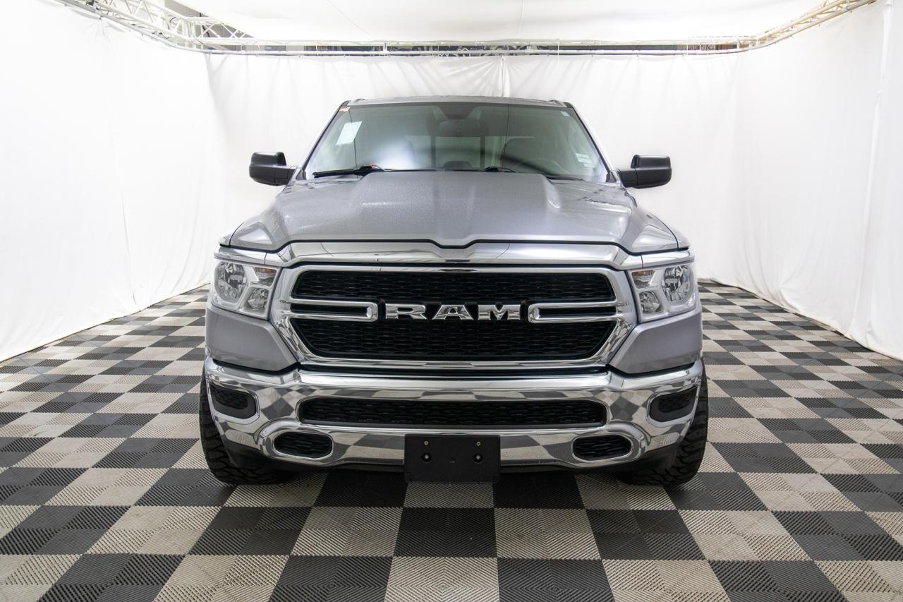 2020 RAM 1500 Tradesman 4x4 Crew Cab 5'7" Box Photo5