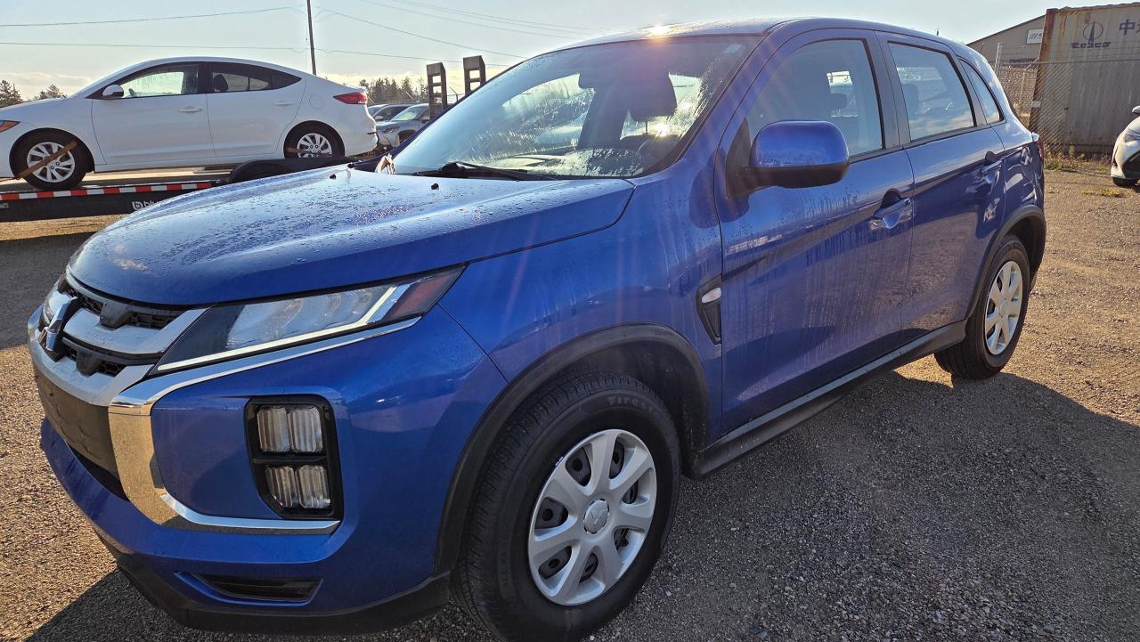 2023 Mitsubishi RVR ES - Photo #1