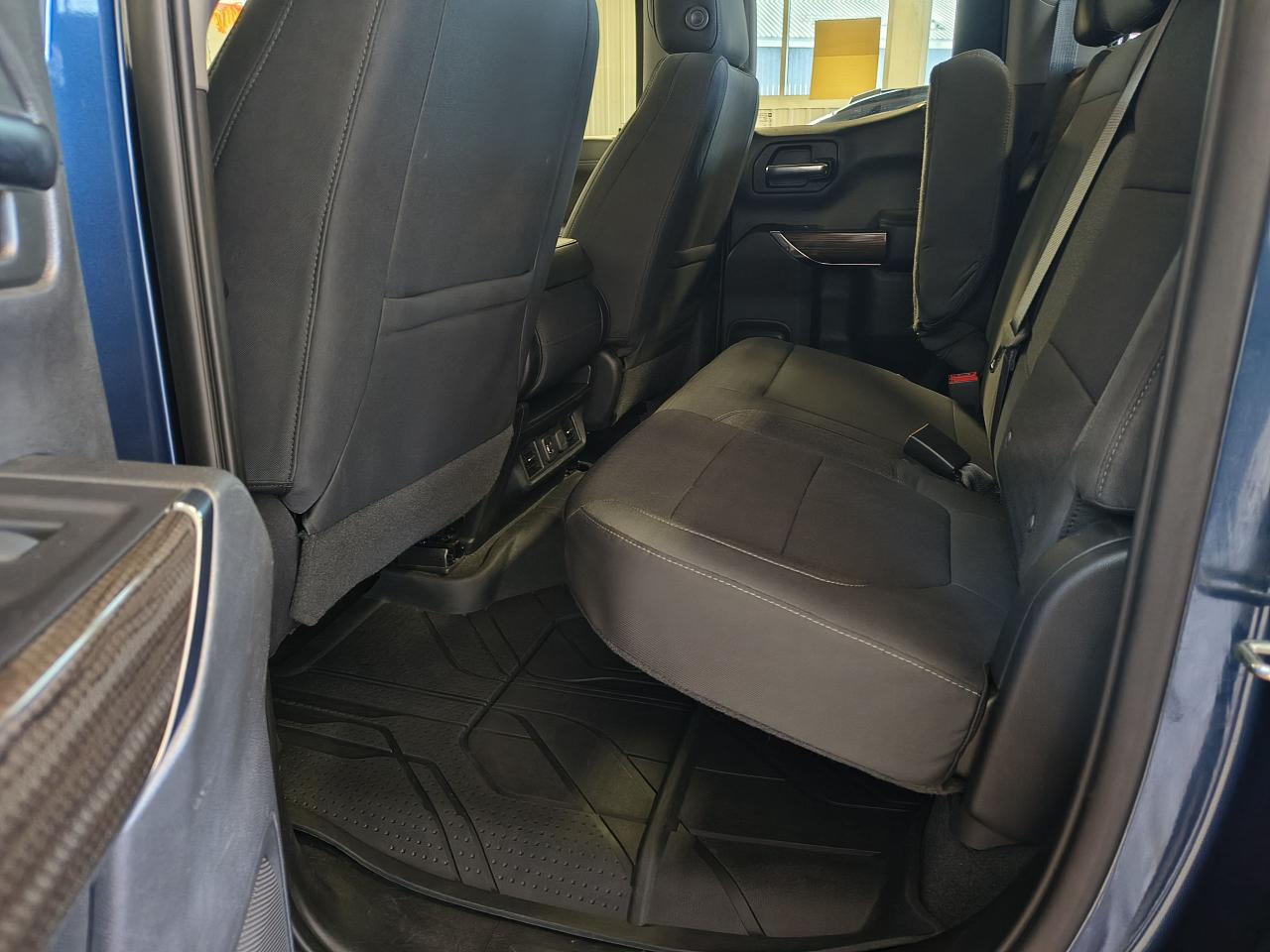 2019 Chevrolet Silverado 1500 RST Photo0