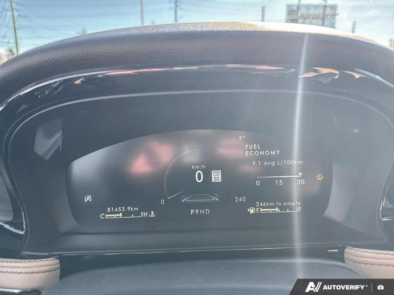 2021 Lincoln Corsair RESERVE / AWD / PANO ROOF / NO ACCIDENTS - Photo #23