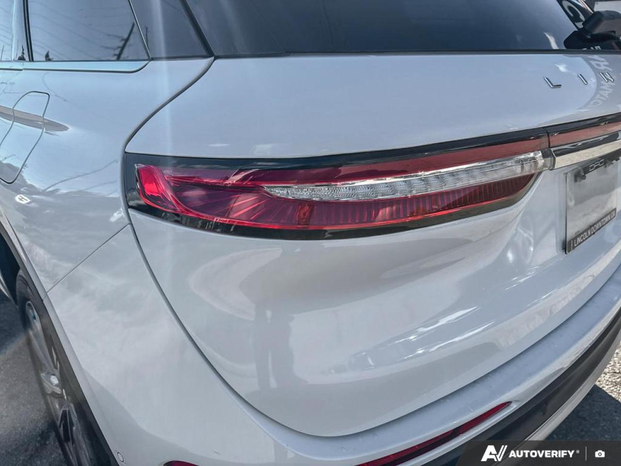 2021 Lincoln Corsair RESERVE / AWD / PANO ROOF / NO ACCIDENTS - Photo #8