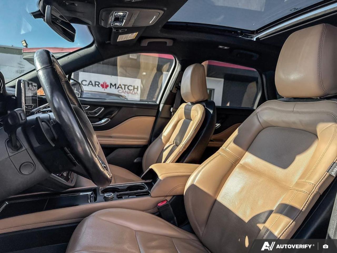 2021 Lincoln Corsair RESERVE / AWD / PANO ROOF / NO ACCIDENTS - Photo #10