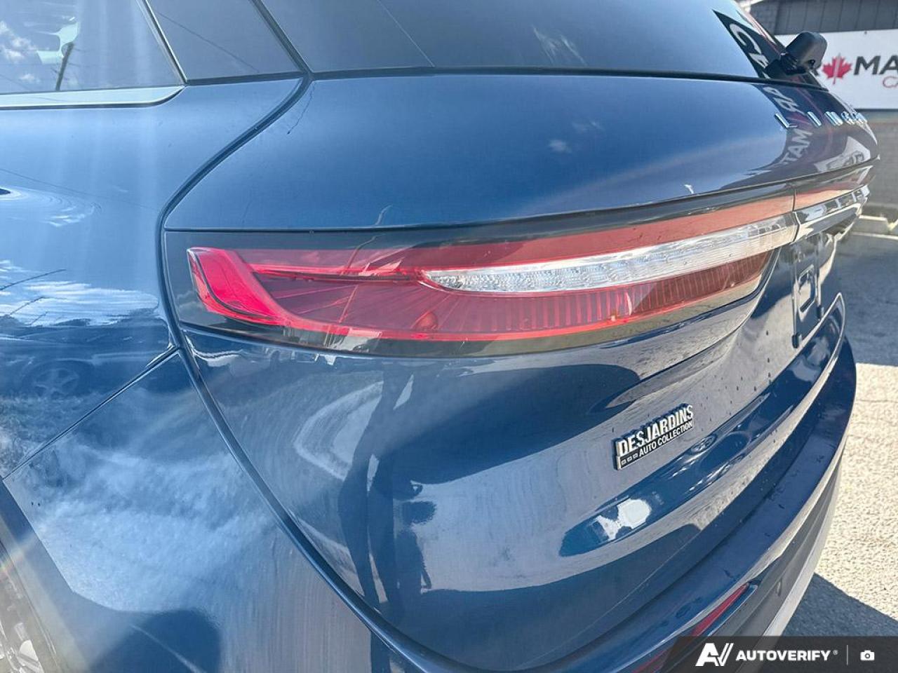 2021 Lincoln Corsair RESERVE / AWD/ PANO ROOF / NO ACCIDENTS Photo