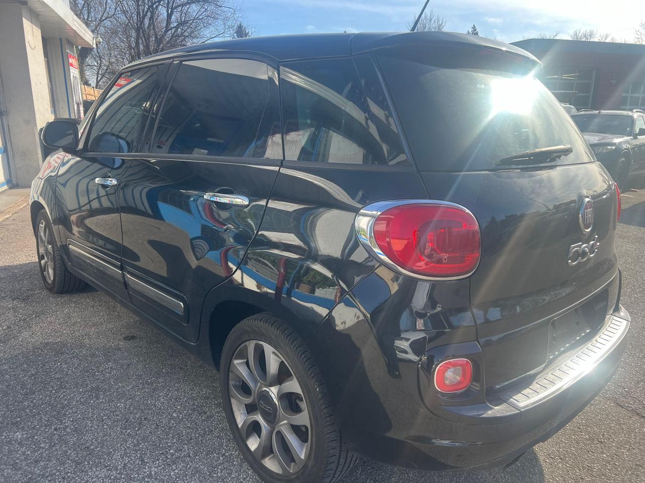 2015 Fiat 500L Lounge Photo4