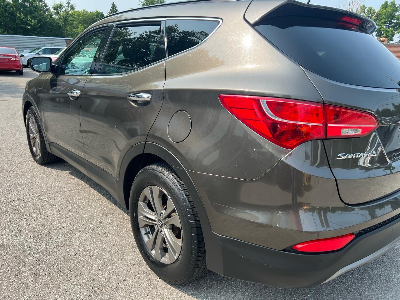 2014 Hyundai Santa Fe Sport Premium Photo4