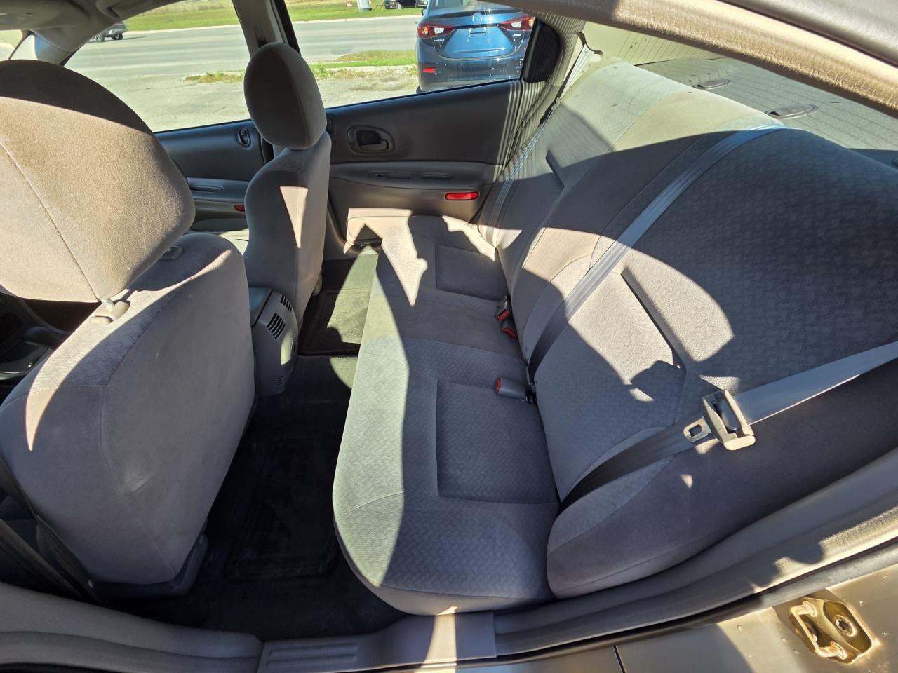 2002 Chrysler Intrepid SE, V6, ONLY 36,000KMS, VERY CLEAN, CERTIFIED - Photo #10