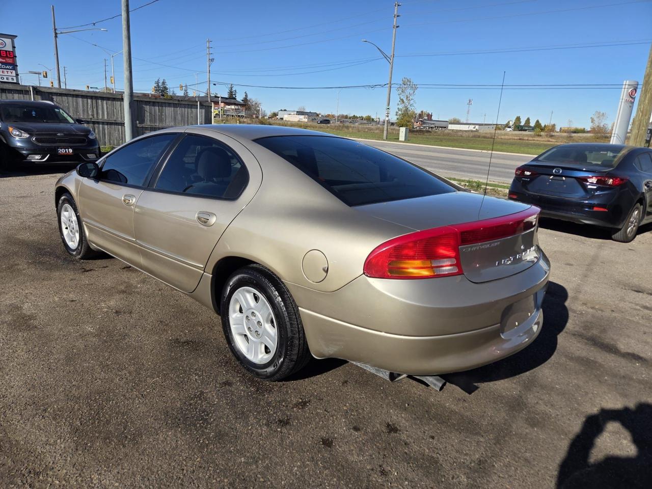 2002 Chrysler Intrepid SE, V6, ONLY 36,000KMS, VERY CLEAN, CERTIFIED Photo2
