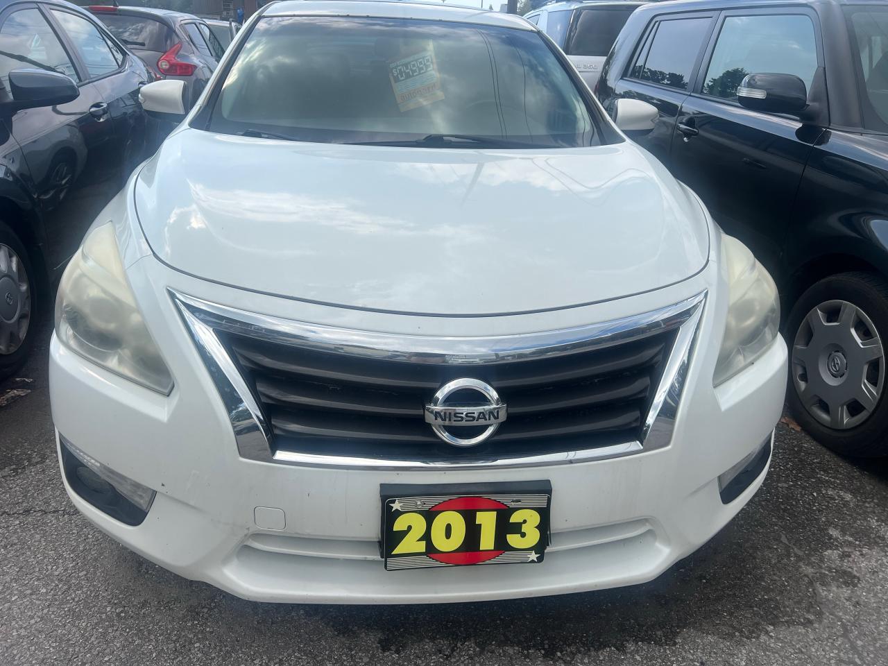 Used 2013 Nissan Altima 2.5 for sale in Scarborough, ON