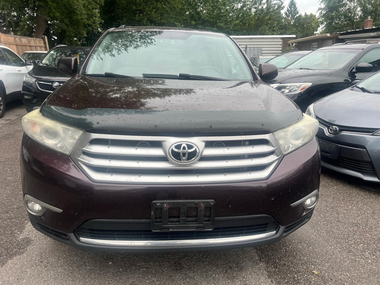 2011 Toyota Highlander  Photo0