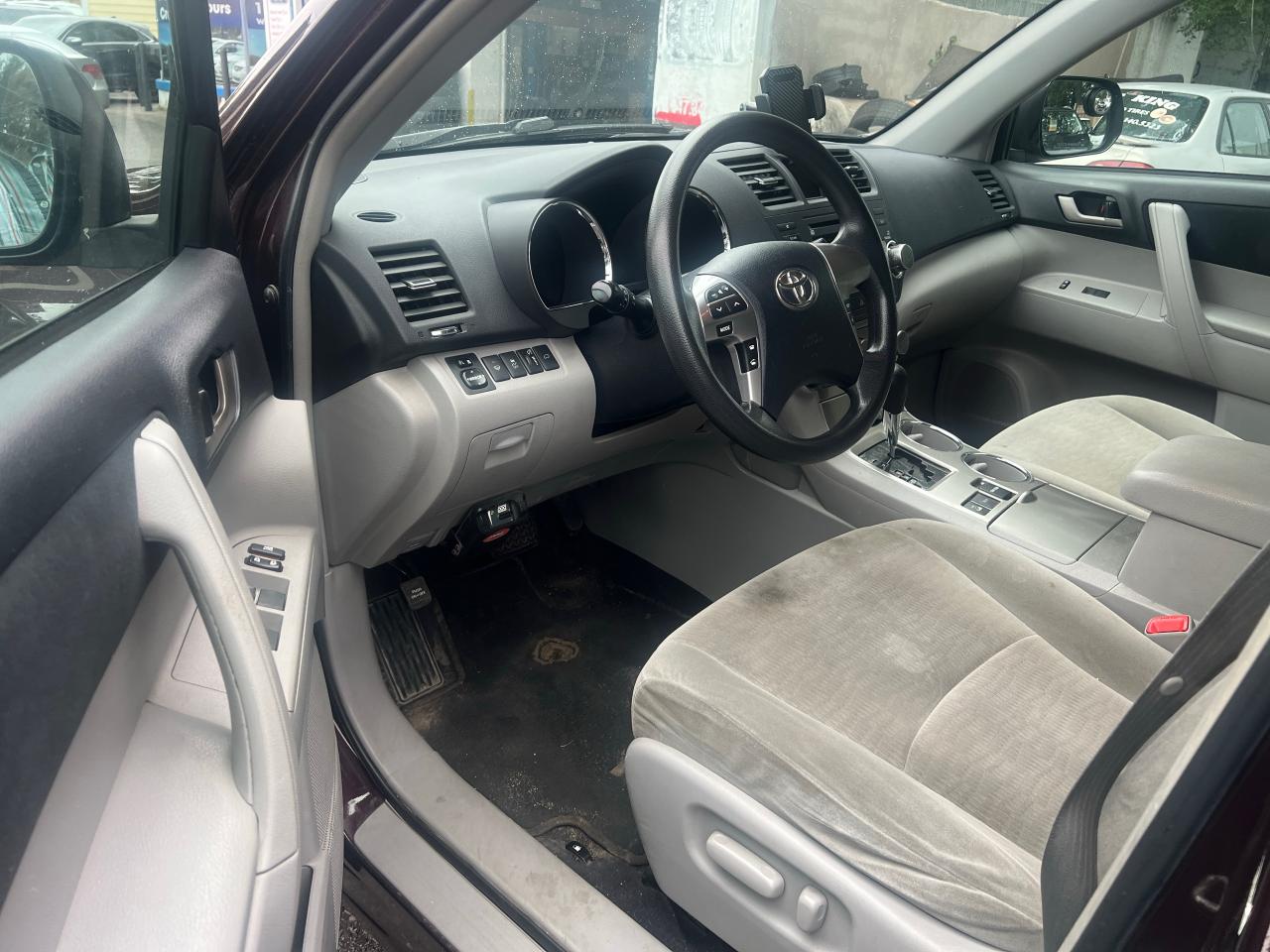 2011 Toyota Highlander  Photo