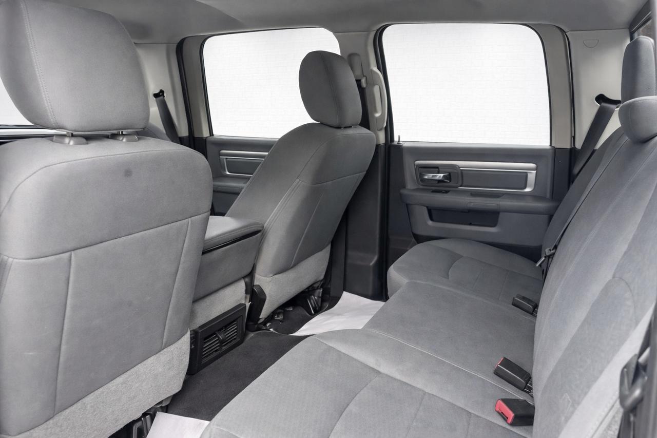 2015 RAM 2500 SLT 4x4 5.7L V8 Photo