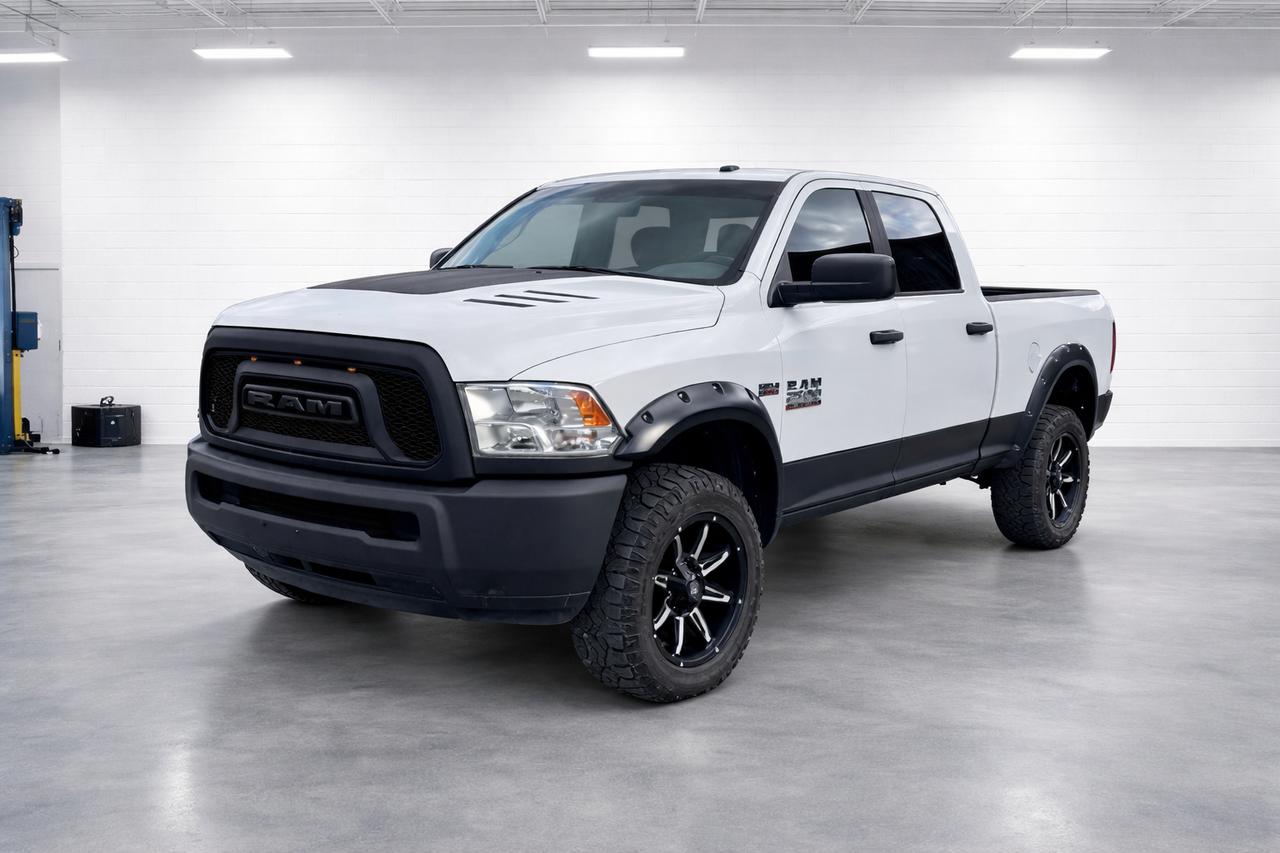 2015 RAM 2500 SLT 4x4 5.7L V8 Photo