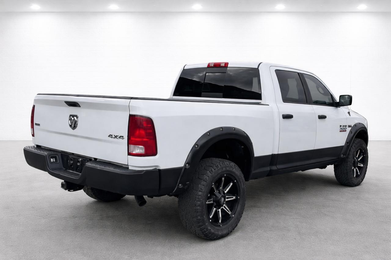 2015 RAM 2500 SLT 4x4 5.7L V8 Photo