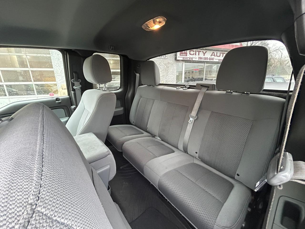 2012 Ford F-150 4WD SUPERCAB 145" XLT - Photo #9