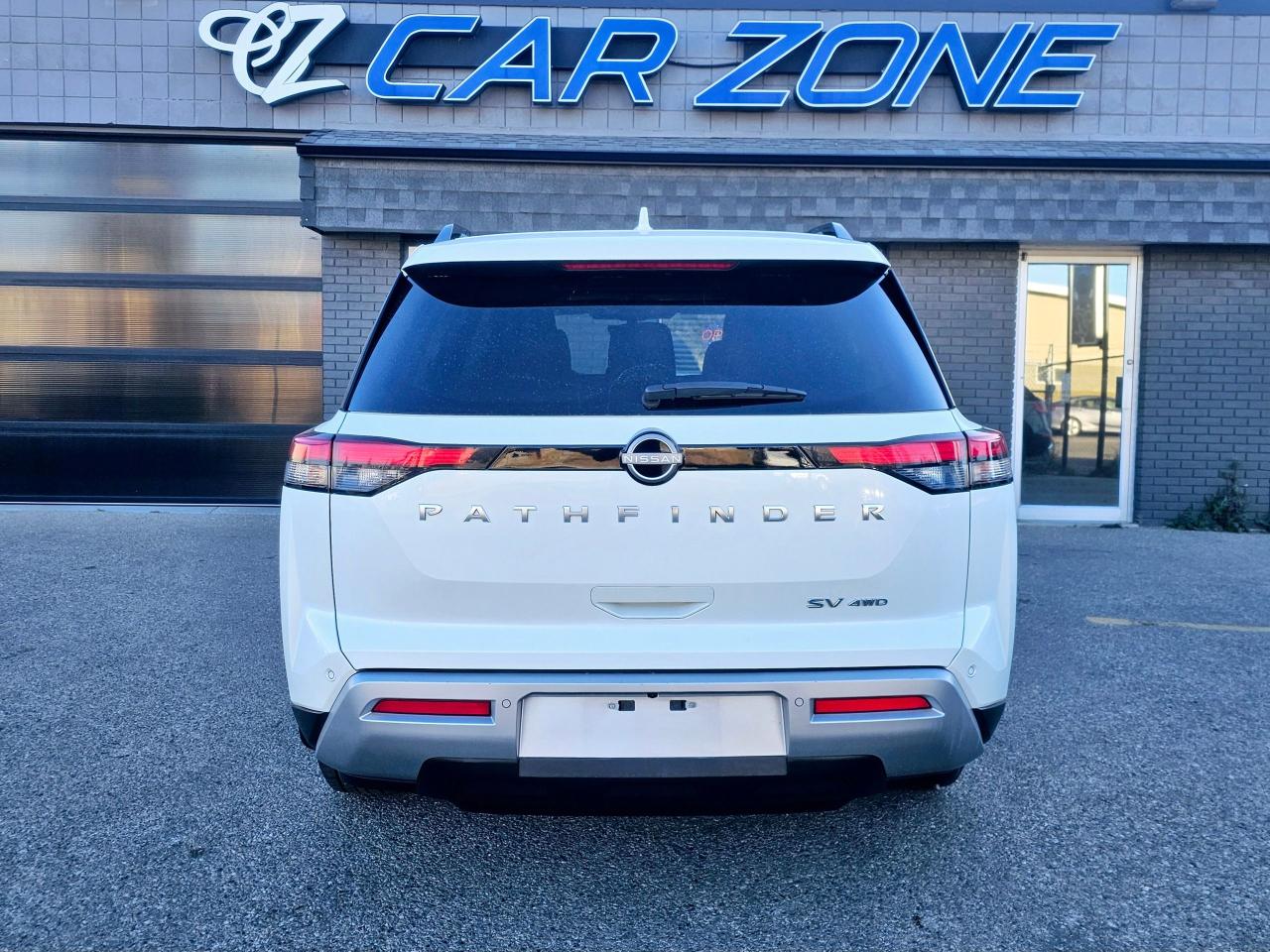 2024 Nissan Pathfinder SV 4WD | 3.5L V6 | 8 Passenger - Photo #11