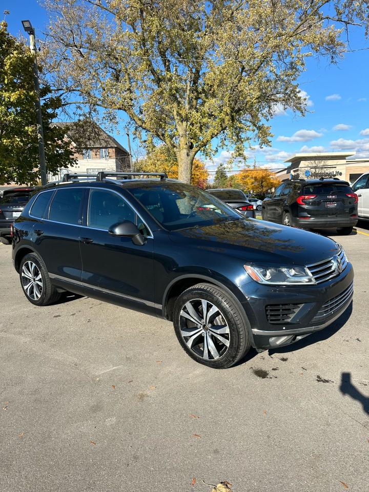 2017 Volkswagen Touareg Wolfsburg Edition - Photo #7